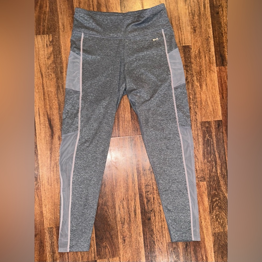 Maidenform Leggings size L